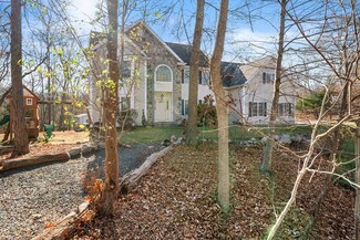 2300 Bay Rd, Stoughton, MA 02072