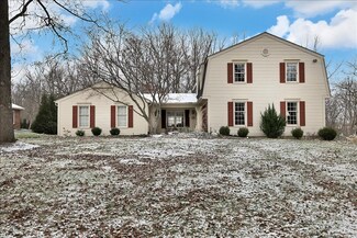 8718 Tanagerwoods Dr, Cincinnati, OH 45249