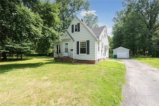 4258 Bluestone Rd, Cleveland, OH 44121