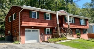 10 Christine Place, Vernon, NJ 07462