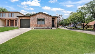 800 Meadow Dale, Converse, TX 78109