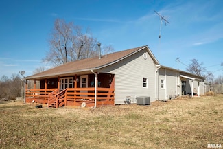 204 Bracey St, Marion, IL 62959