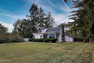 556 Irem Rd, Dallas, PA 18612