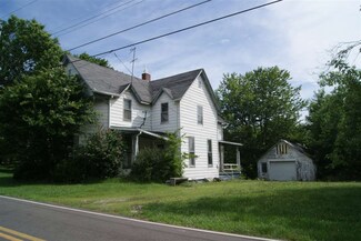 8440 E 900 S, Buckskin, IN 47647