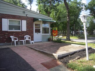 7 Cedar St Unit B, Lakehurst, NJ 08733