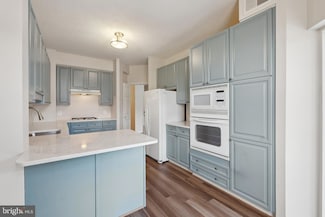 19370 Magnolia Grove Square Unit 208, Leesburg, VA 20176