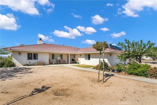 6022 Solano Rd, Phelan, CA 92371