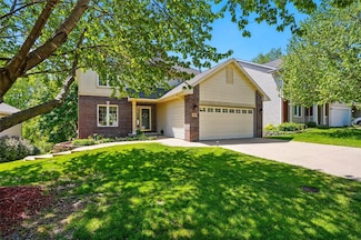 100 E Dovetail Dr, Coralville, IA 52241