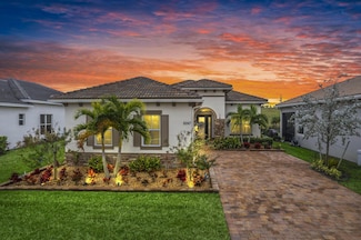 9247 SW Miracoli Way, Port Saint Lucie, FL 34987