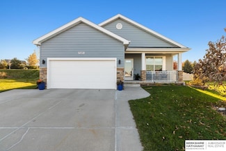 15819 Jardine Cir, Bennington, NE 68007