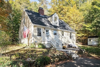 6 Gray Rd, Andover, MA 01810