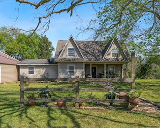 3809 Farm To Market Road 2853, Palacios, TX 77465