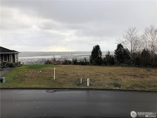 1412 Grays Pointe Ln, Aberdeen, WA 98520