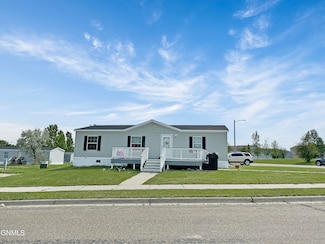 3404 22nd Ave W, Williston, ND 58801