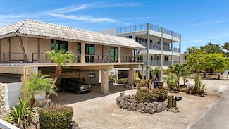 210 Wildwood Cir, Key Largo, FL 33037