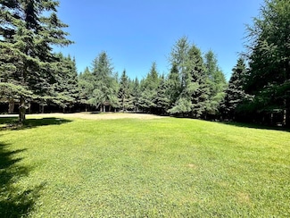 963 B Stratton Rd, Coplin Plantation, ME 04970
