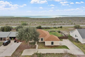 112 Lakeview Trace, Three Rivers, TX 78071