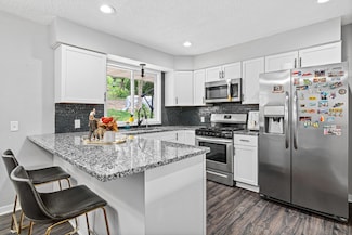 2200 Horizon Rd, Burnsville, MN 55337