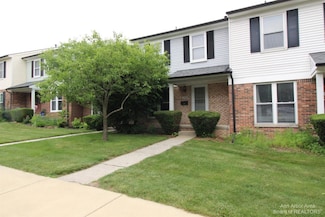 3344 Burbank Dr, Ann Arbor, MI 48105