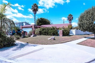 24201 Bark St, Lake Forest, CA 92630