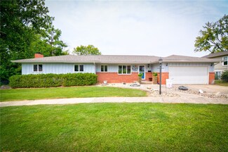 2183 Longwood Ct, Decatur, IL 62526