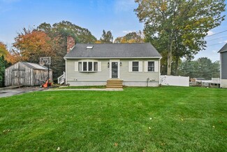 15 Westview Dr, Webster, MA 01570