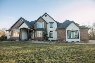 4210 SE Willow Ridge Ct, Blue Springs, MO 64014