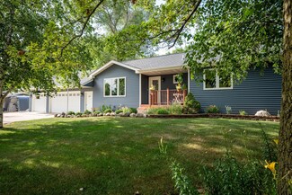 6587 Spruce Dr, Cannon Falls, MN 55009