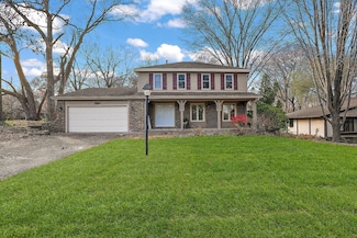 13216 S Manor Dr, Burnsville, MN 55337