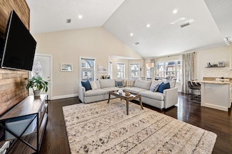 61 Saint Andrew Rd Unit 2, Boston, MA 02128