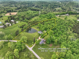 8748 Davies Rd, Dillsboro, IN 47018