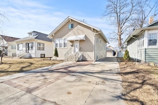 2024 S 7th Ave, Maywood, IL 60153