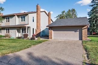 4682 Lenore Ln, Saint Paul, MN 55122