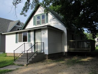 324 S Walker St, Adams, WI 53910
