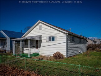 1107 11th St, Nitro, WV 25143