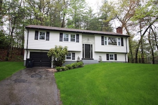 9 Strawberry Hill Rd, Derry, NH 03038