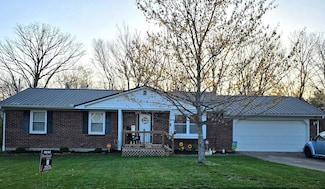 3432 Smoky Mountain Dr, Lexington, KY 40515