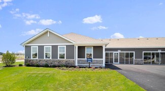 1082 Williamsburg St, Pingree Grove, IL 60140