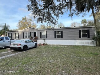1124 4th Ave, Welaka, FL 32193