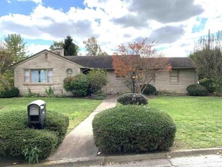 501 Walnut Ct, Centerville, IN 47330