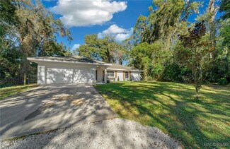 3545 E Perry St, Inverness, FL 34453