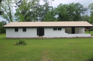 202 Amite St, Osyka, MS 39657