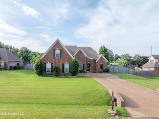 1668 Farindale Cove, Nesbit, MS 38651