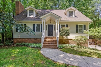360 Falcon Crest Dr, Winston Salem, NC 27107