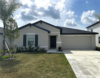17747 Paradiso Way, North Fort Myers, FL 33917