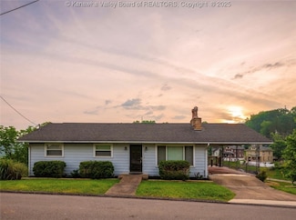 131 Sunset Dr, Charleston, WV 25301