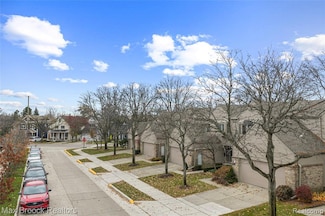 1002 Ann St, Birmingham, MI 48009