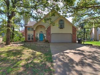 3204 S Bermuda Ave W, Sand Springs, OK 74063
