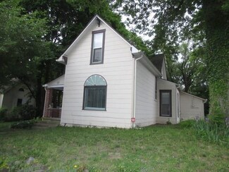 37 Walnut St, Indianapolis, IN 46227
