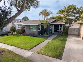 2615 Petaluma Ave, Long Beach, CA 90815